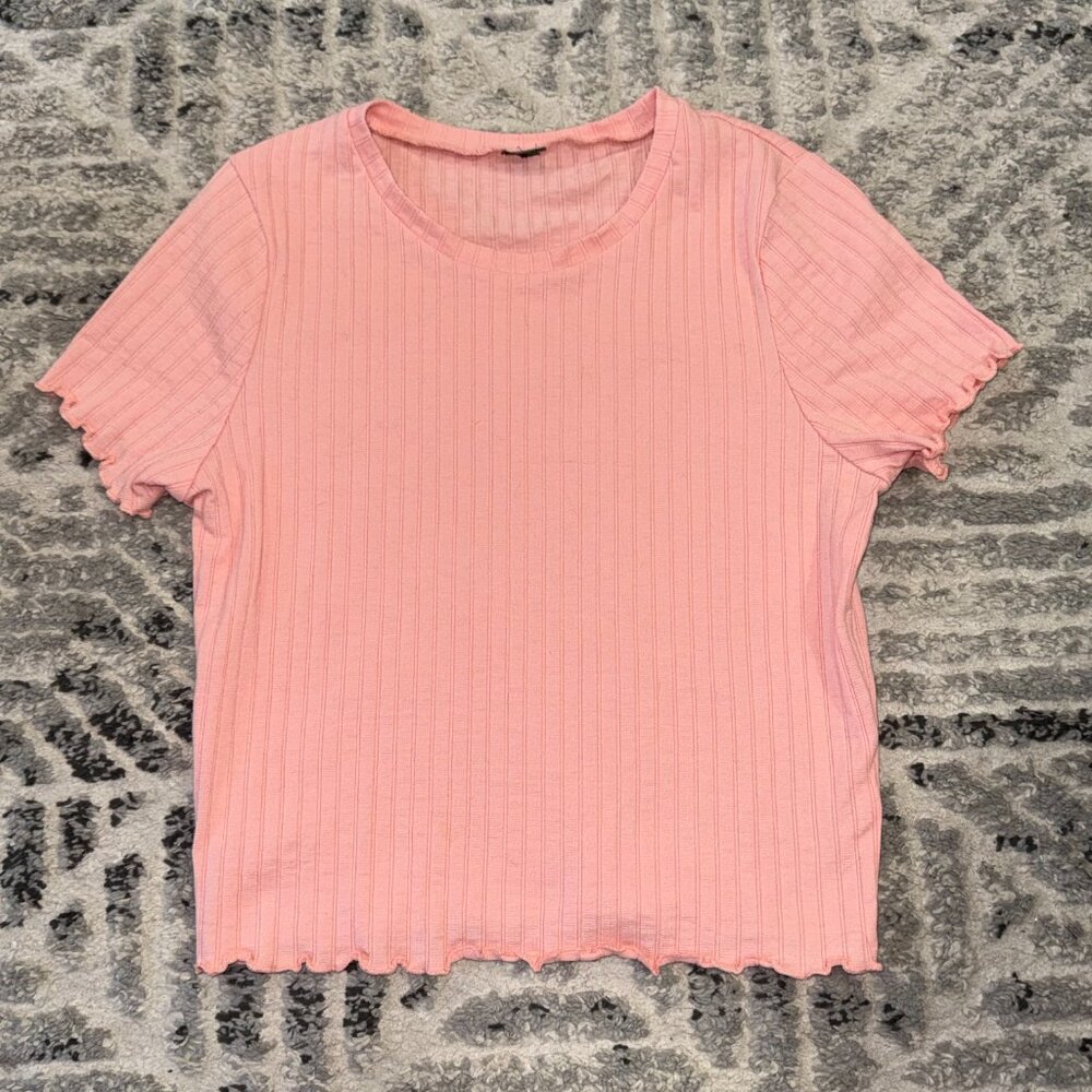 Pastel Pink Ribbed Crop Top Lettuce Leaf Size Medium - Picture 2 of 8
